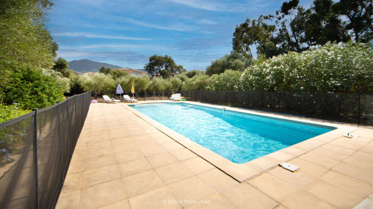 Demeure de prestige Oletta 15 pièces 281 m2, piscine, terrain 7500 m2 - photo 7