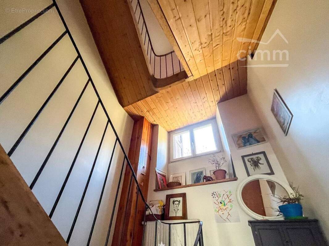 Maison à LA TERRASSE
