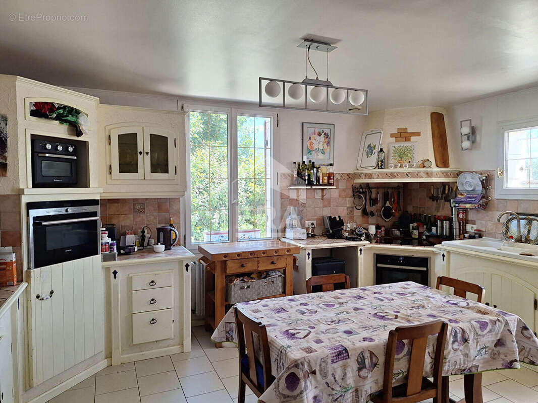Maison 179m² à montpon-ménestérol - photo 3