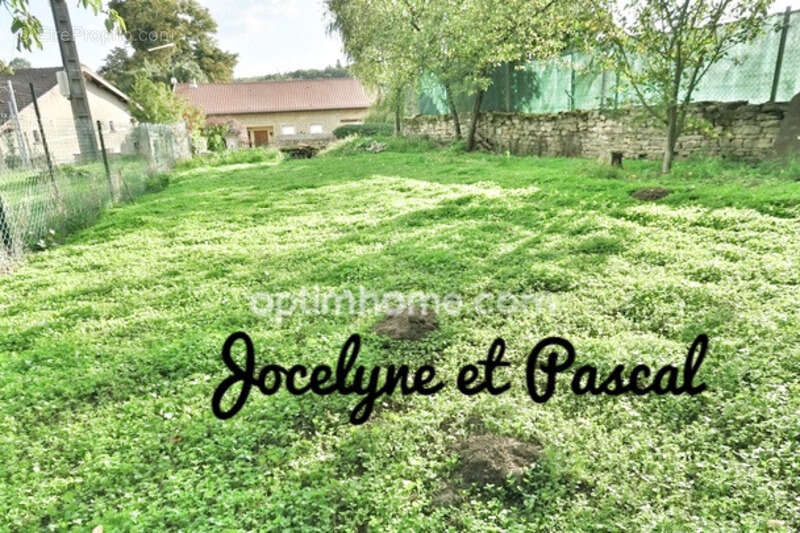 Grange de 250m2 environ a renover sur terrain de 3 ares 70 - photo 2