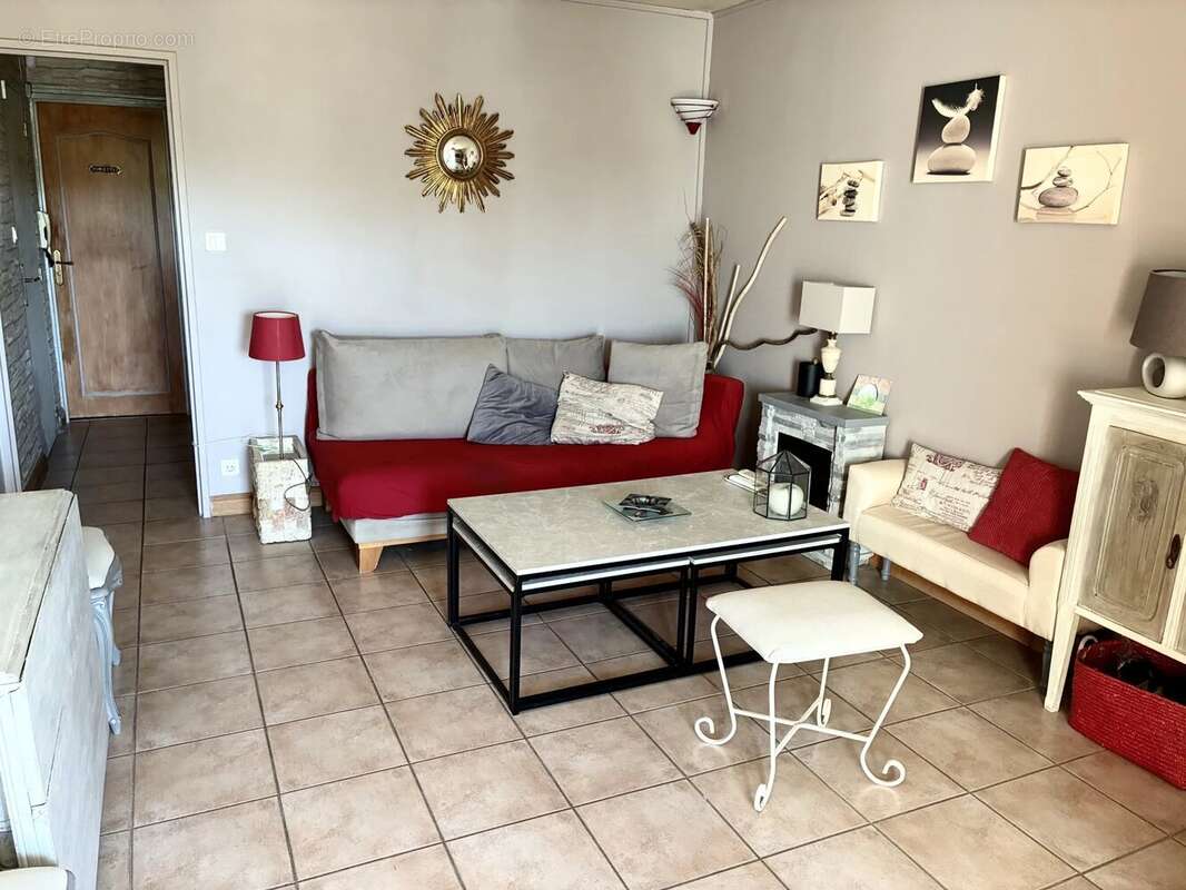 Appartement à VENELLES