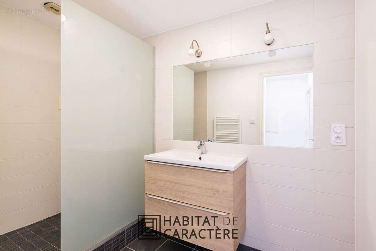 Appartement à LYON-1E