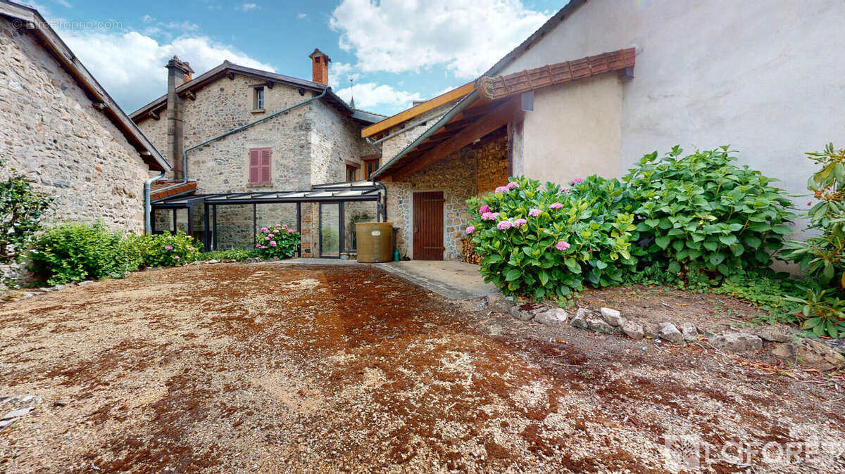 Maison Les Ardillats 5 pièce(s) 130 m2 - photo 7