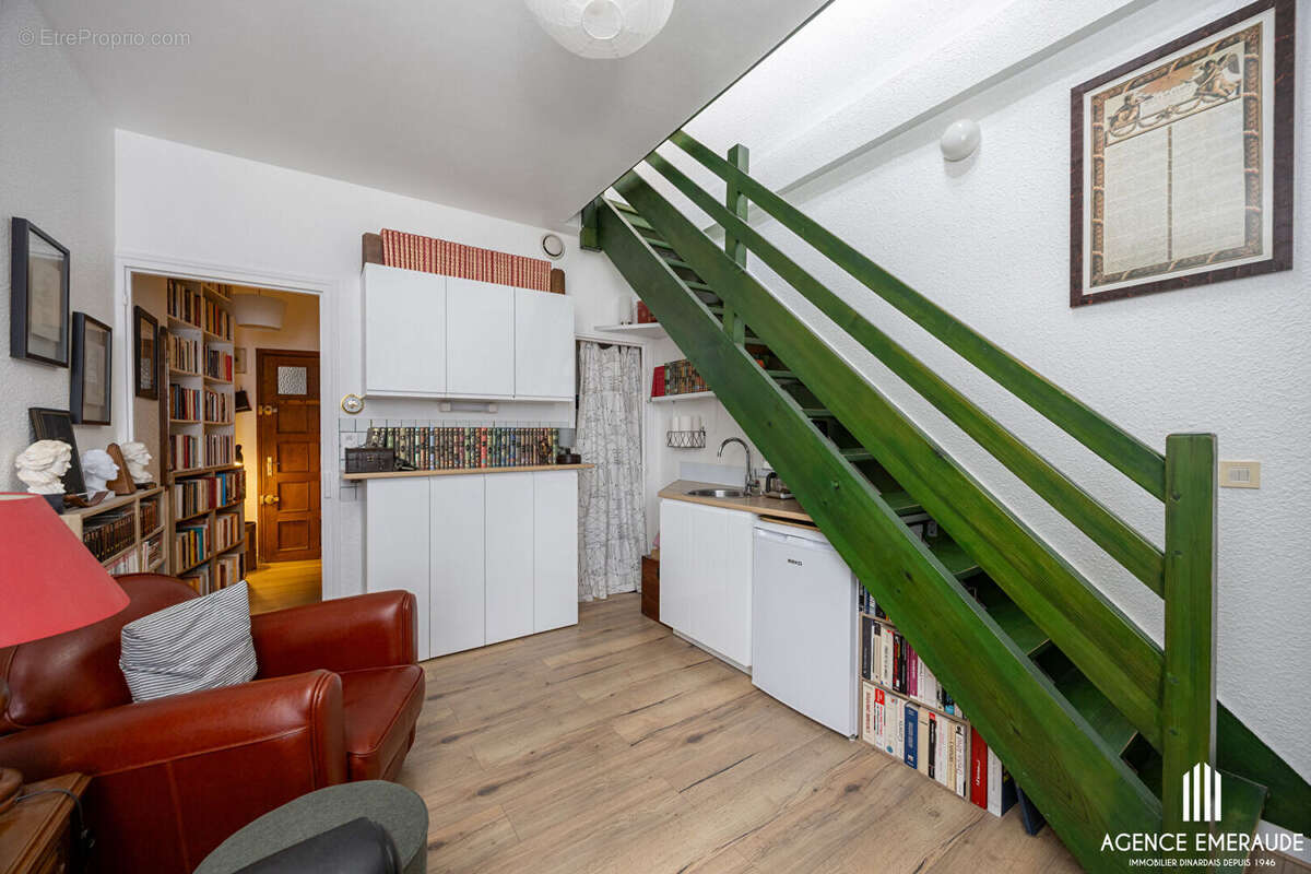 Appartement T1 bis en duplex 30.93 m² dernier étage hyper centre Dinard - photo 2