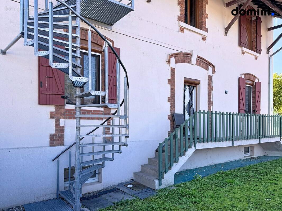 Maison à MONTCHANIN