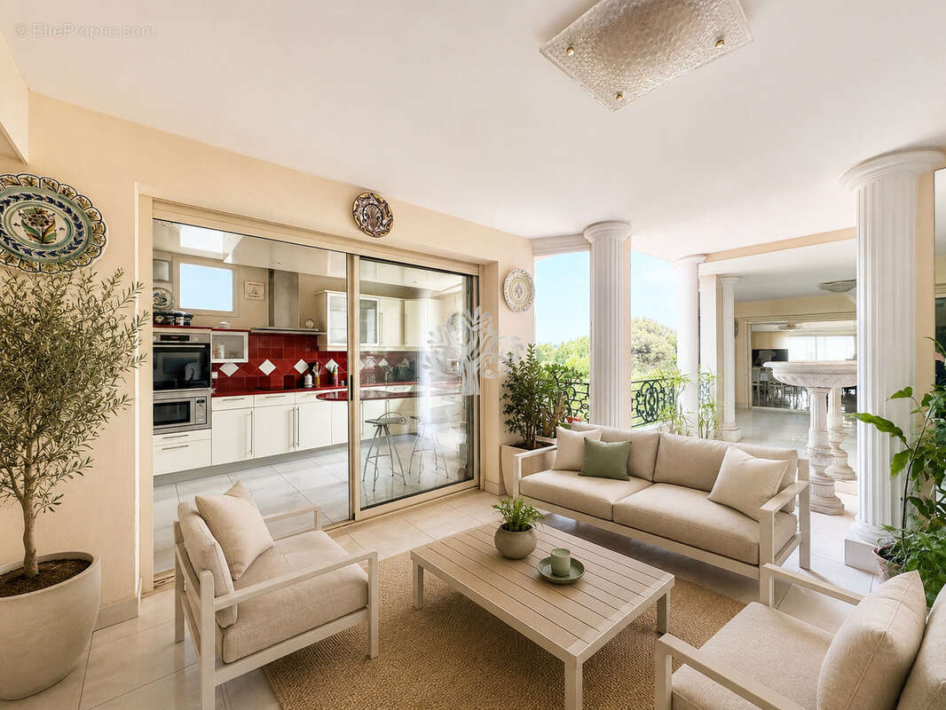 Appartement à SANARY-SUR-MER