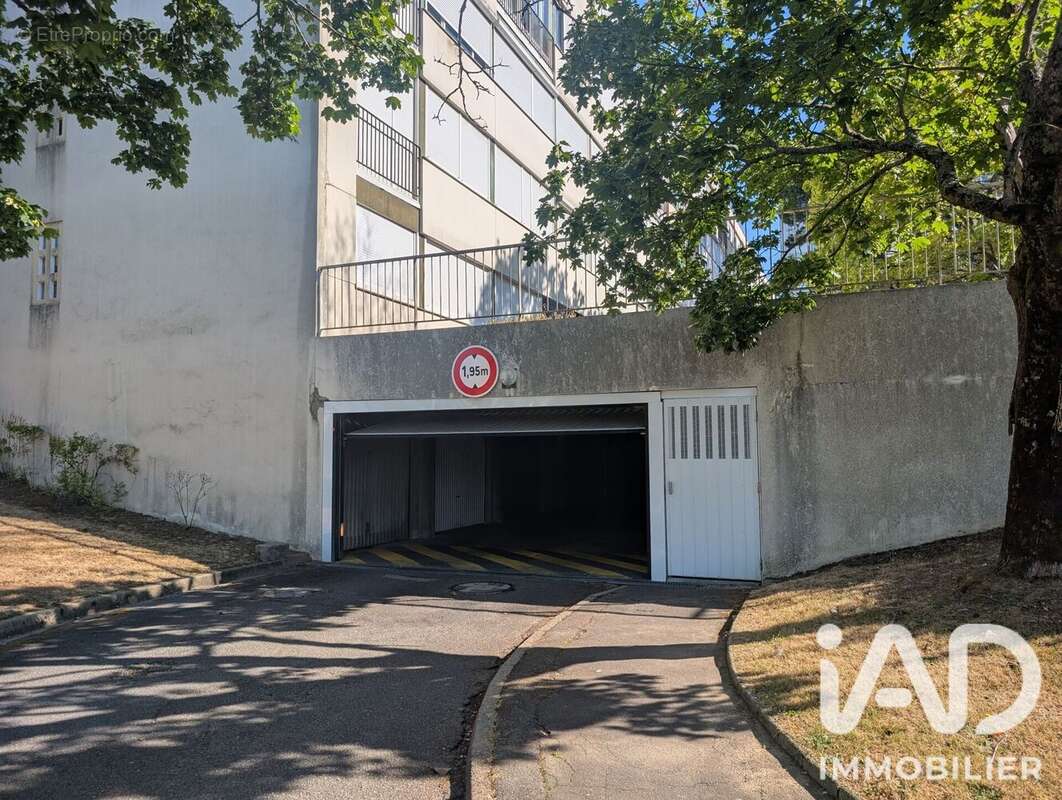 Parking 13 m² à Saint-Herblain  - photo 2