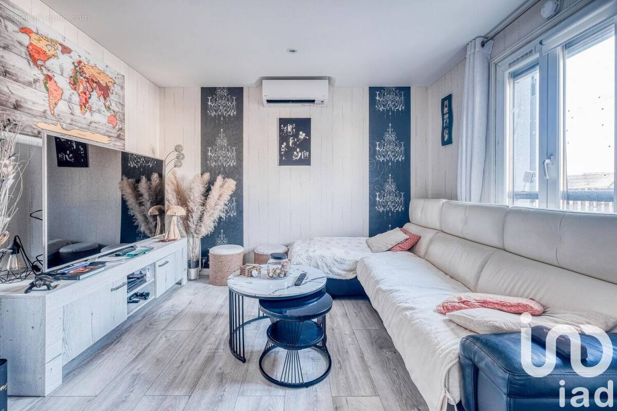 Photo 1 - Maison à MARLY-LA-VILLE