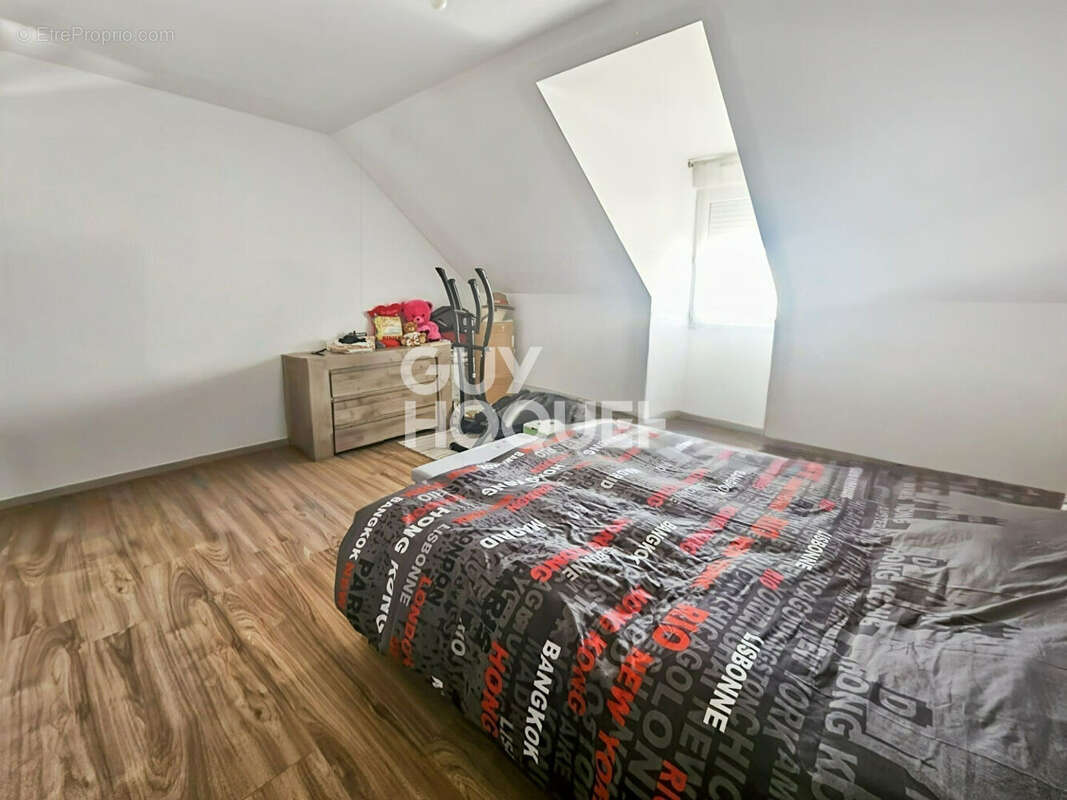 Maison 6 pièces à vendre à Favières - photo 8