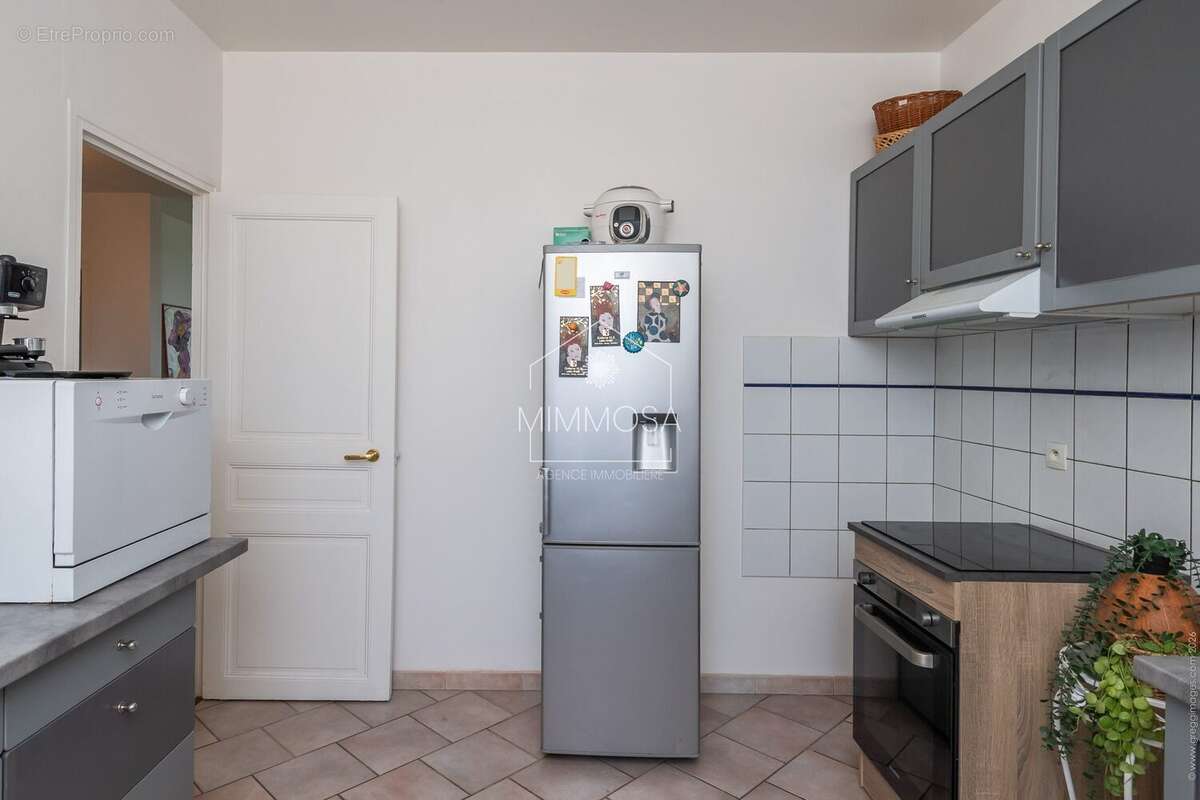 Appartement à LES PAVILLONS-SOUS-BOIS
