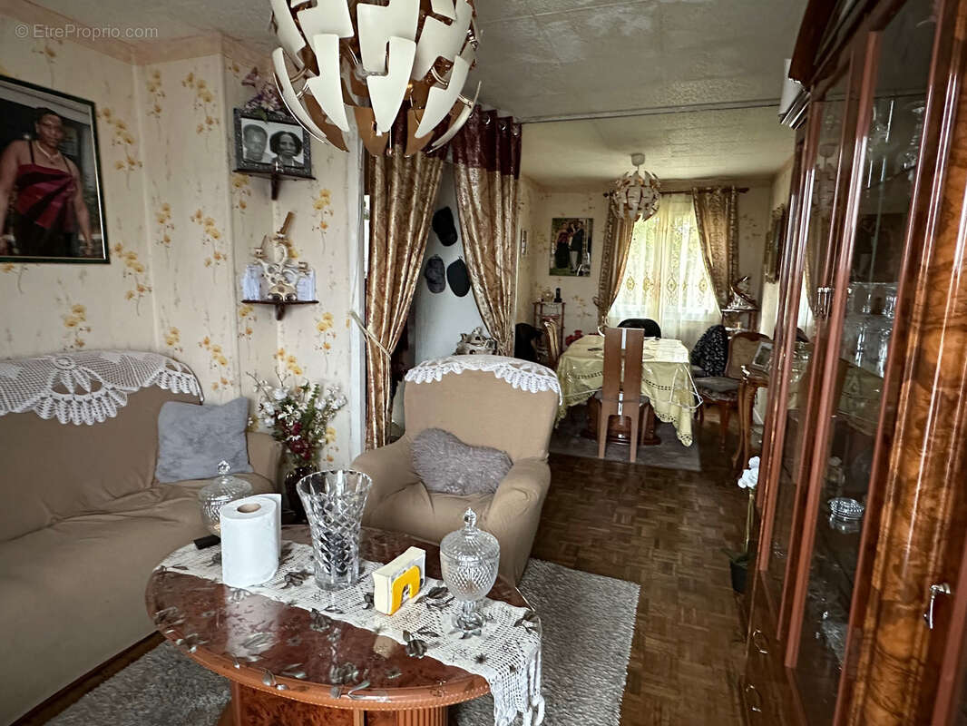 Appartement à GARGES-LES-GONESSE