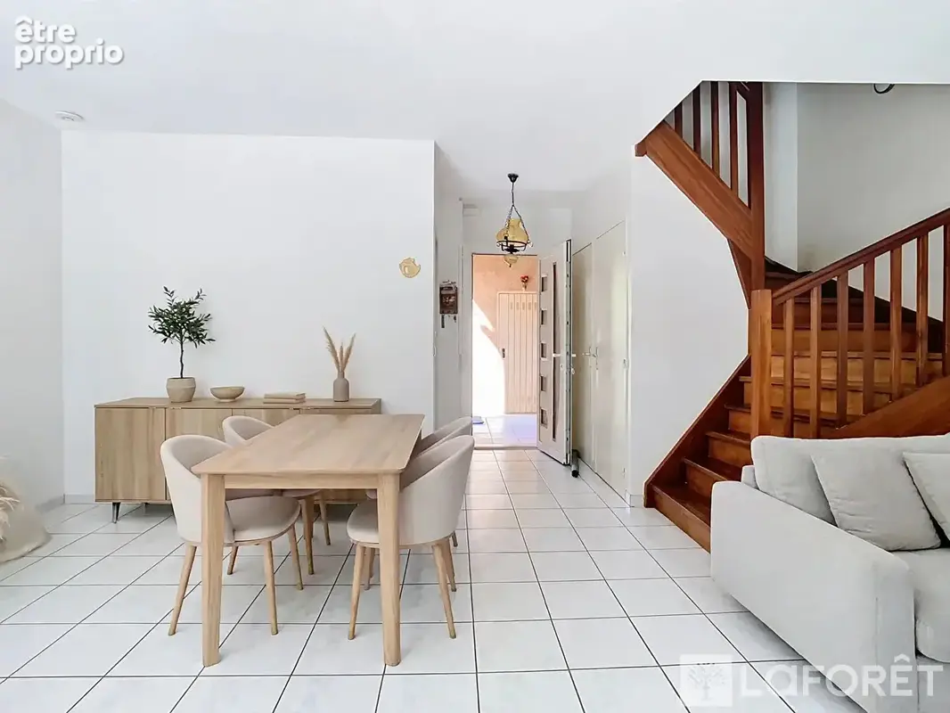 Maison Vitrolles 4 pièce(s) 78 m2 - photo 3
