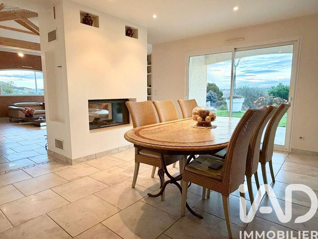 Photo 4 - Maison à BOURGOIN-JALLIEU