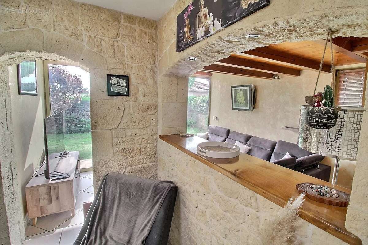 Maison à SAINT-SAUVEUR