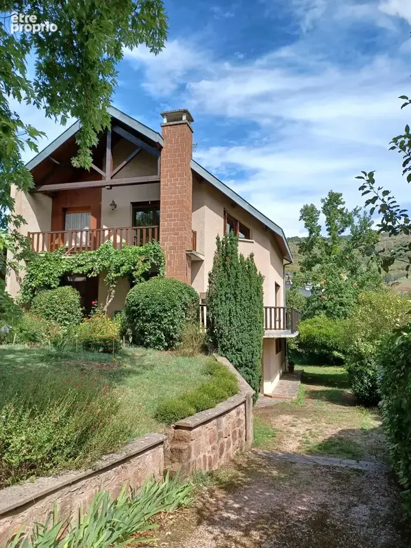 Photo Maison à Marcillac-Vallon au prix de 360 000€