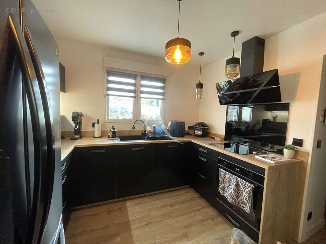 Maison à CHEVRY-COSSIGNY