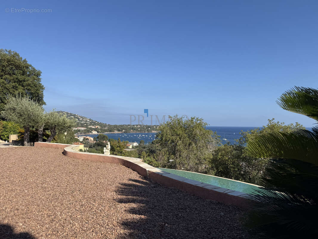 Agay villa 3 chambres garage vue mer - photo 23