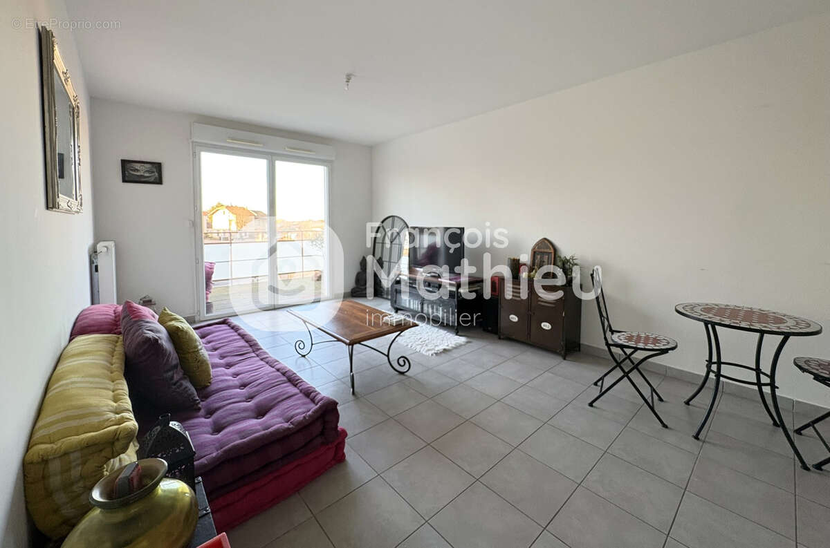 Appartement à SAINT-ANDRE-DE-CORCY