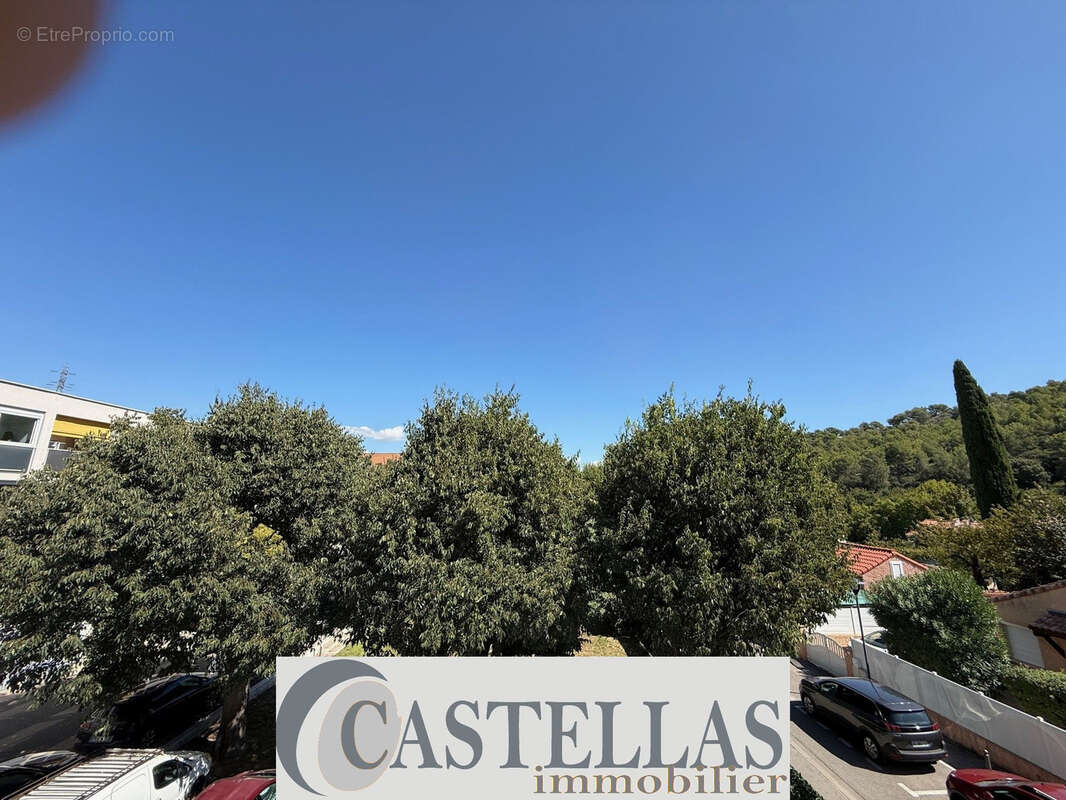 Appartement à CARNOUX-EN-PROVENCE