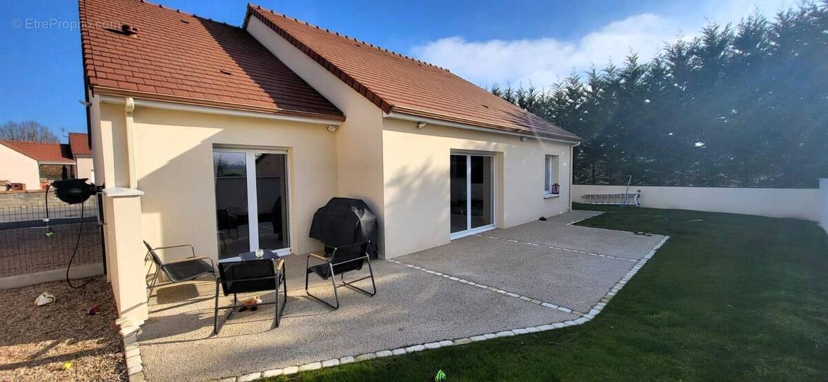 Maison à CHATELLERAULT