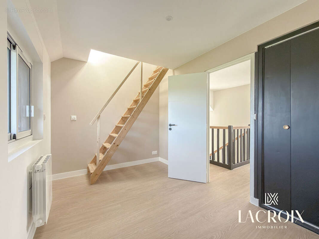 A vendre - maison 8 pièces - saint-carné - photo 15