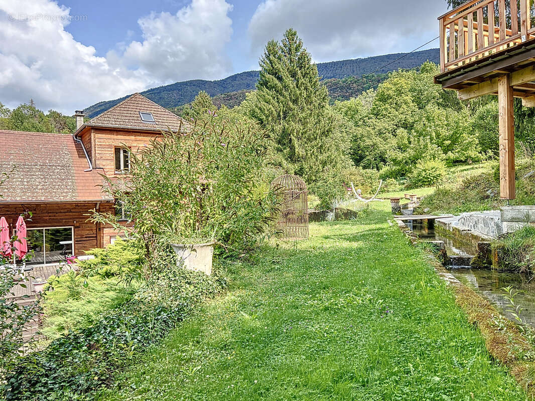 Maison à AIGUEBELETTE-LE-LAC