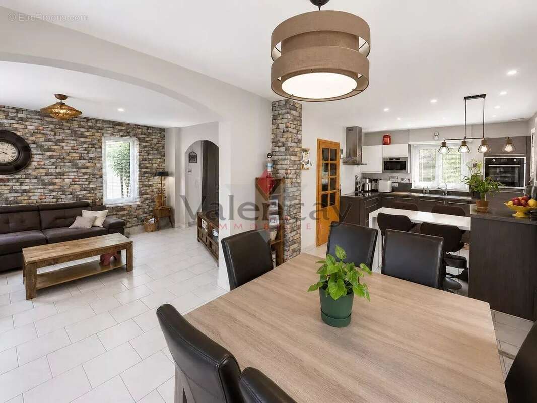 ILLZACH maison 5P avec 4 cbres - photo 4