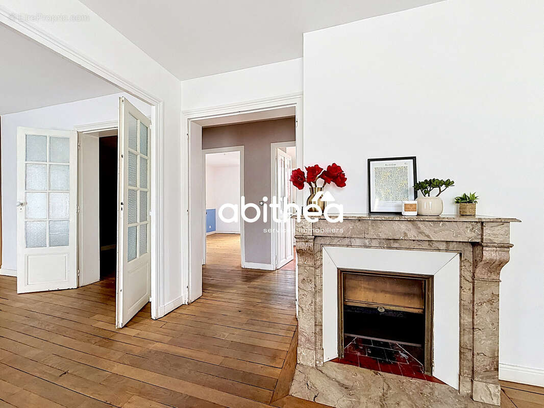 Grand appartement hyper-centre - photo 5