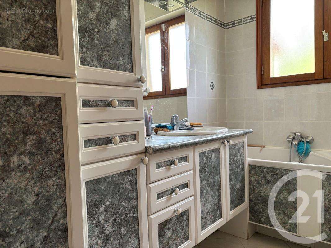 Maison de village - photo 9