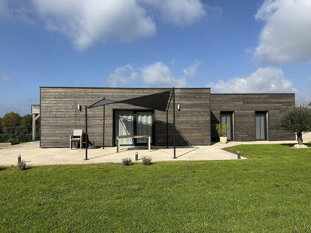 Maison à LONS-LE-SAUNIER