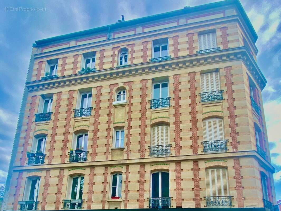 NANTERRE (92) Centre-Ville à vendre Appartement 2 pièces de 42,25 m² - Proche RER - photo 17