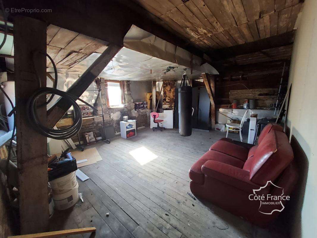 Revin 08. Immeuble de rapport - photo 11