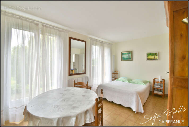 Dpt Indre (36), à vendre CHASSIGNOLLES maison 7 pièces - photo 14