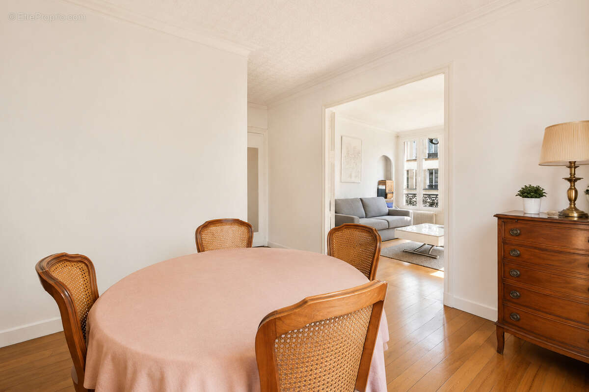 Appartement à SAINT-MANDE