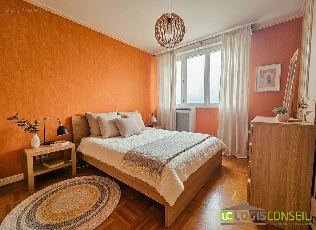 Appartement à CHATILLON