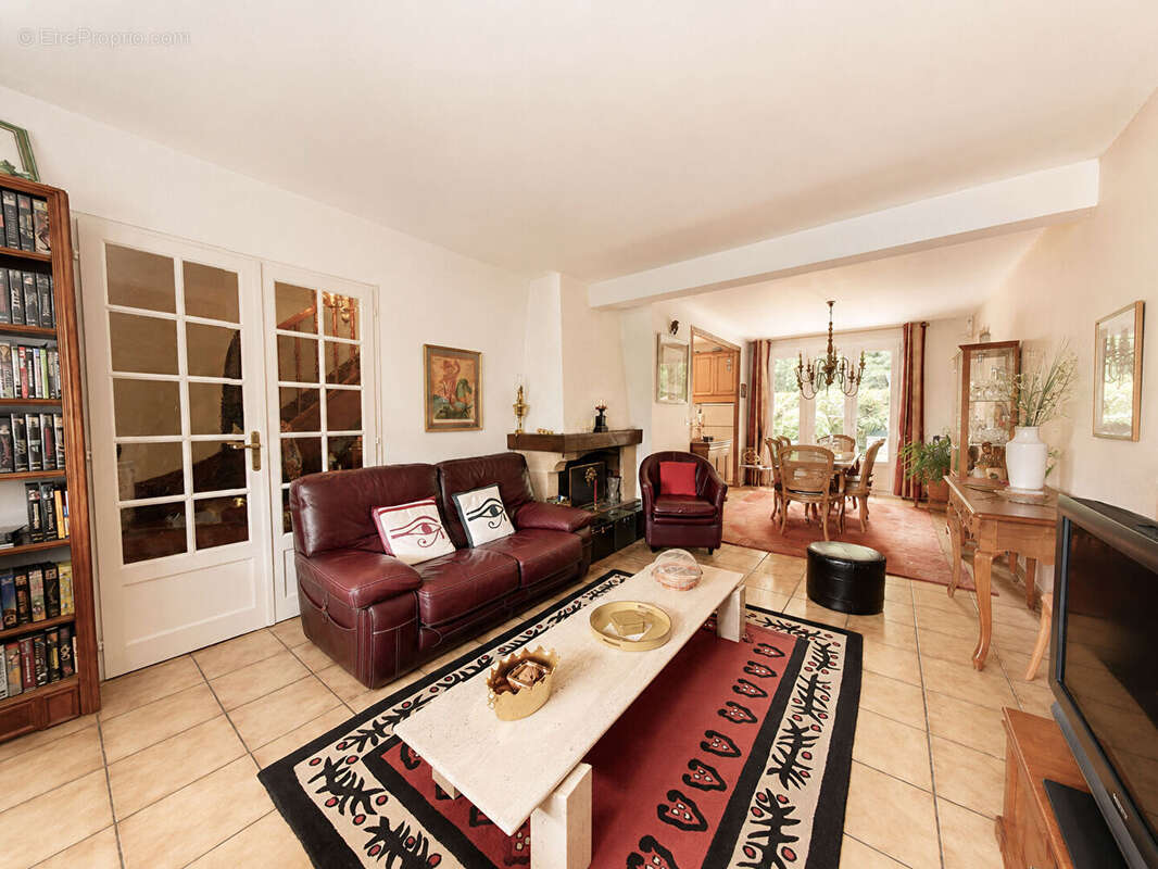 Maison à ROISSY-EN-BRIE