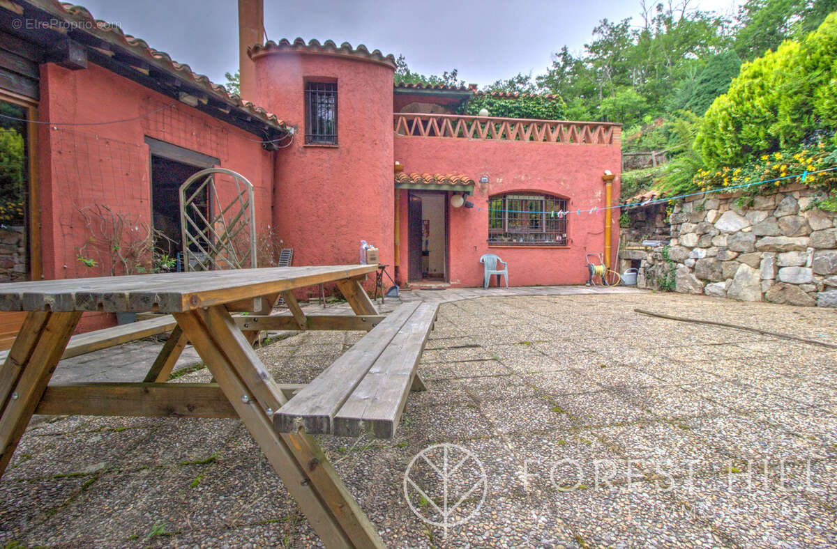 Un mas catalan du XVIIe siècle, 10 hectares rien qu'à vous - photo 11