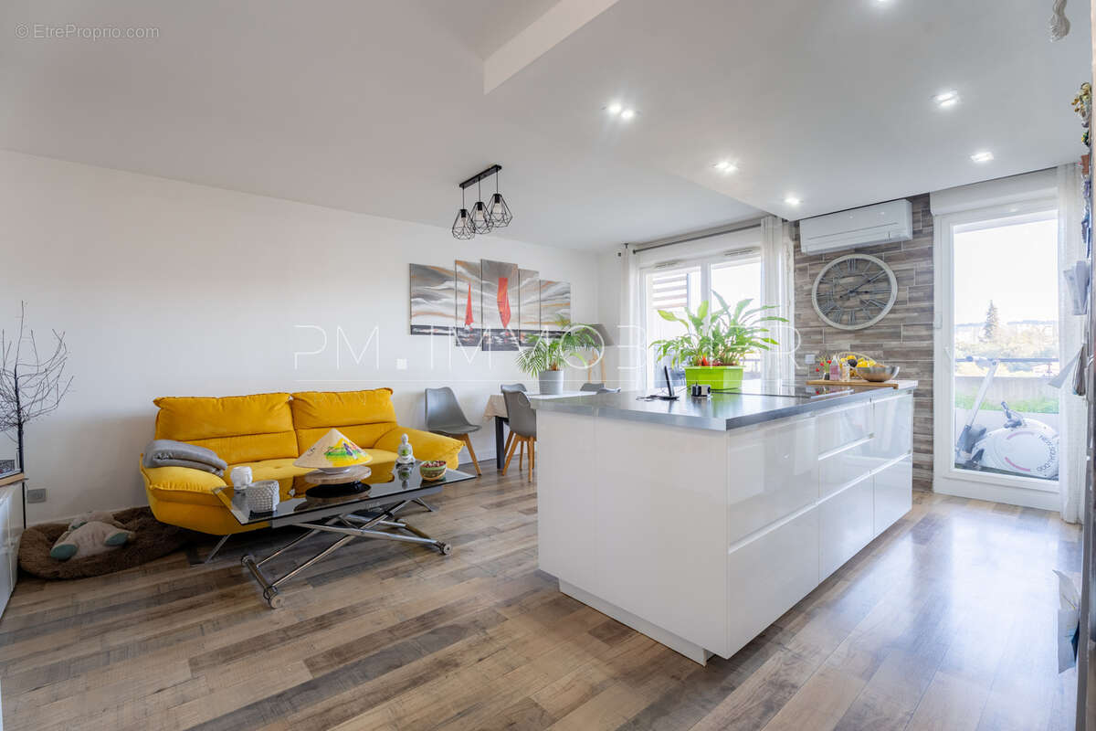 Appartement à MARSEILLE-13E