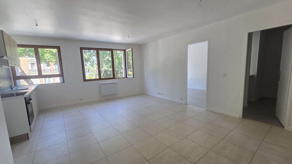 Appartement à LIMOURS