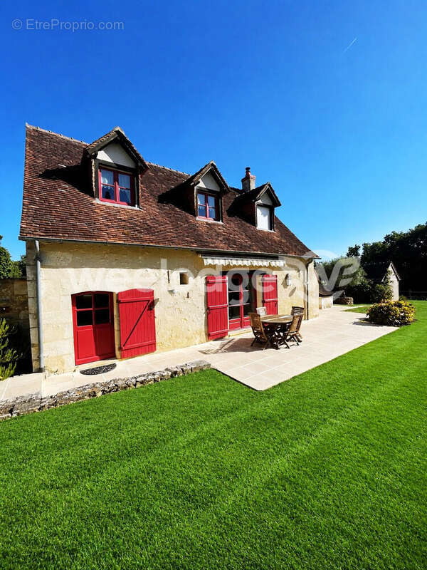 Maison 93 m² à Saint-Hilaire-Sur-Benaize  - photo 3