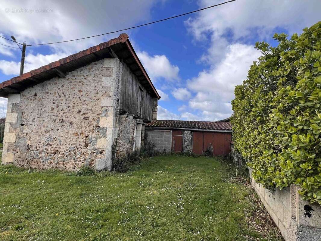 Maison à SAINT-CLAUD
