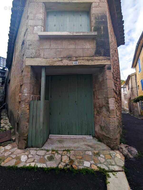 Maison à CERESTE