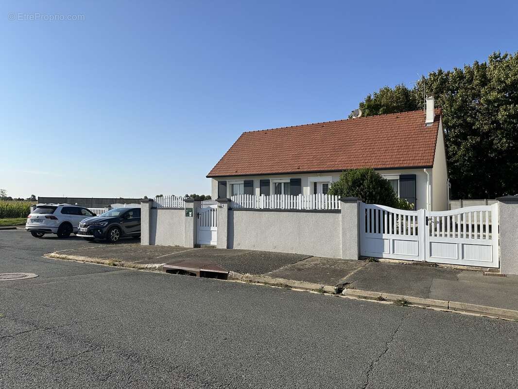 Maison à LUCE