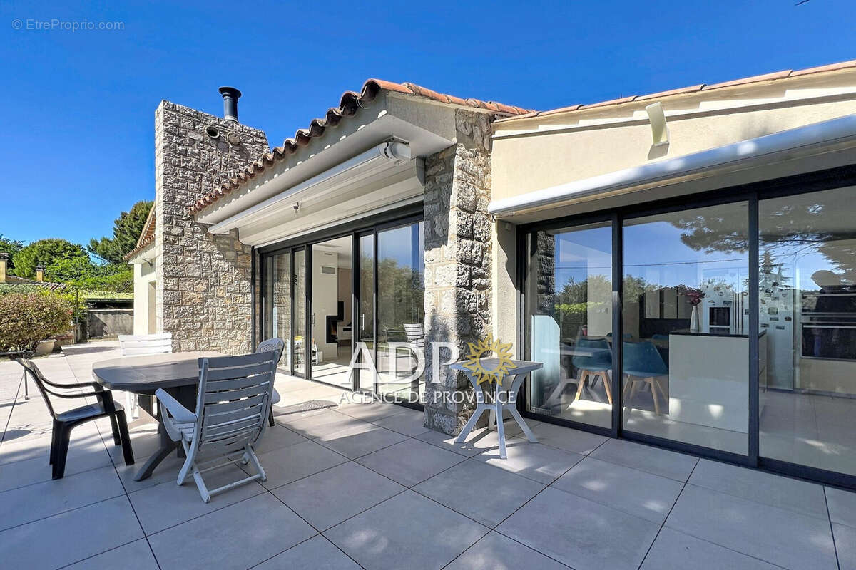 Maison 165 m² à Grasse  - photo 6