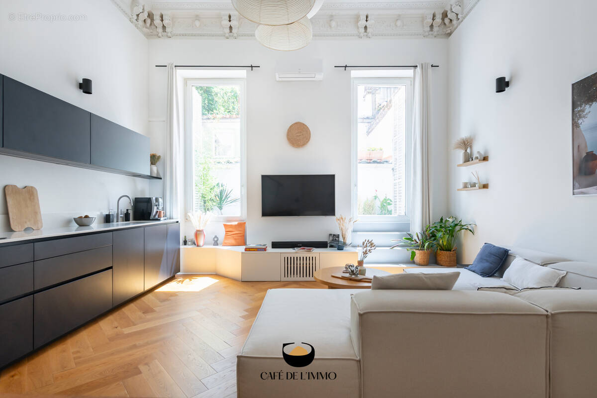 Appartement à MARSEILLE-6E