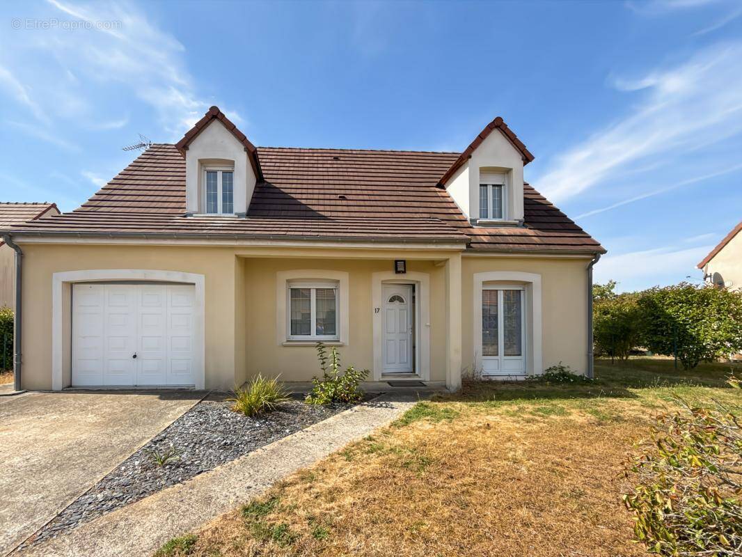 Maison à ORGERES-EN-BEAUCE
