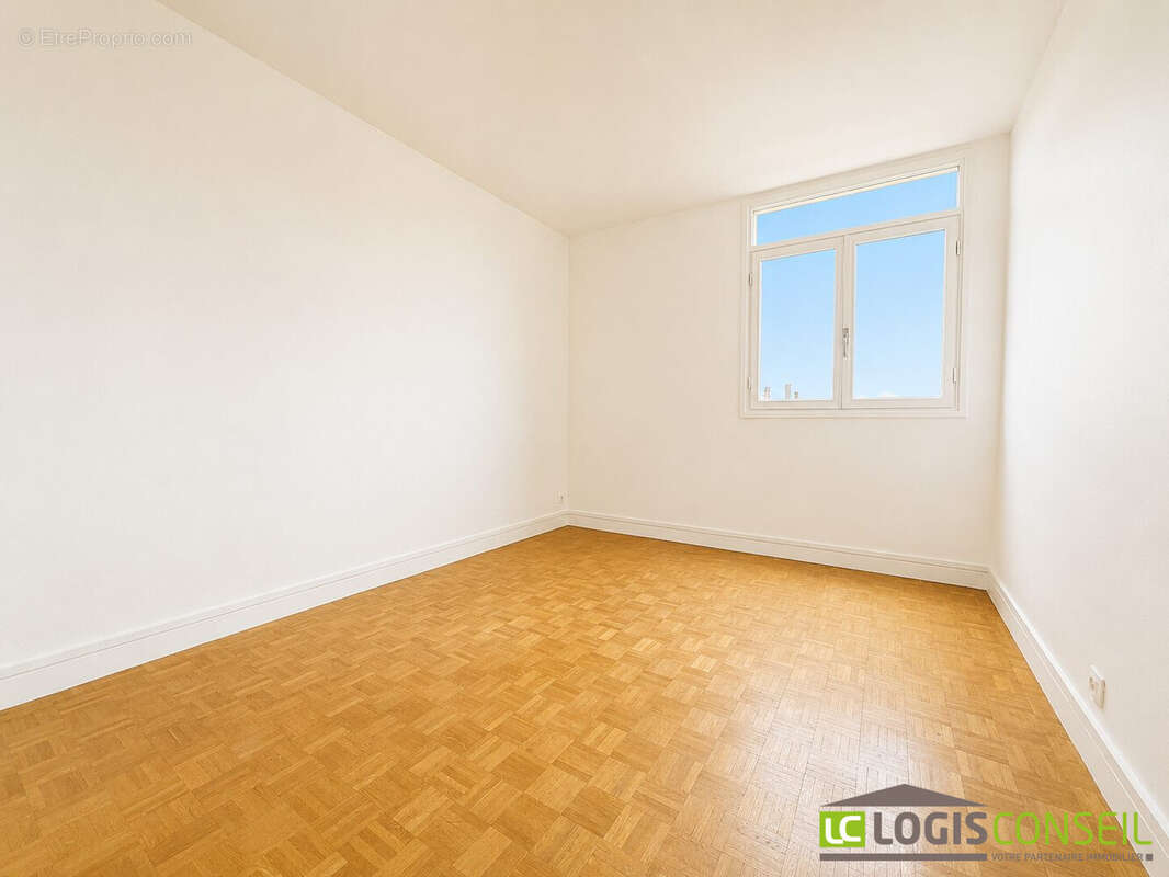 Appartement à CHATILLON
