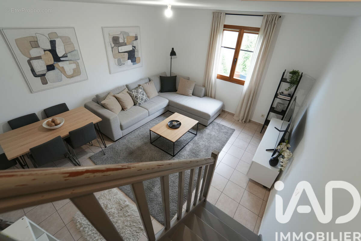 Photo 3 - Appartement à COMBS-LA-VILLE