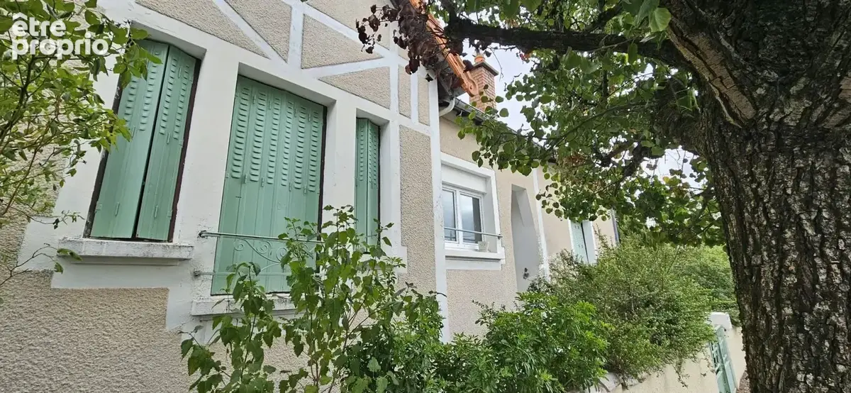 Maison  à rénover avec jardin et garages - photo 18