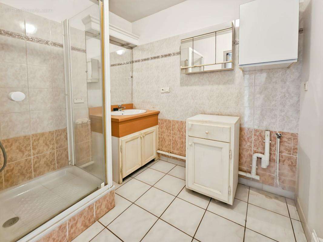 Appartement à UZES